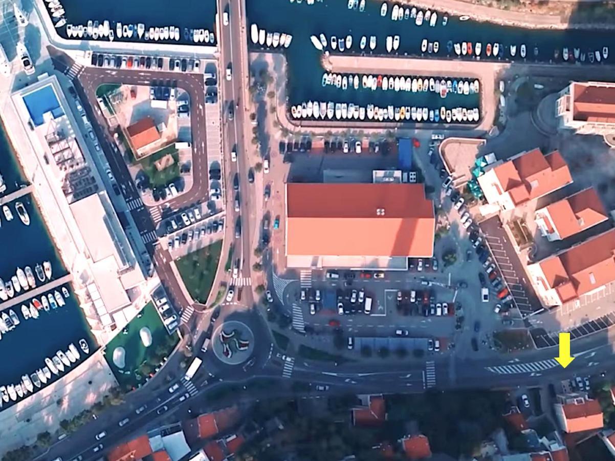 Apartments Girl Novi Vinodolski Εξωτερικό φωτογραφία
